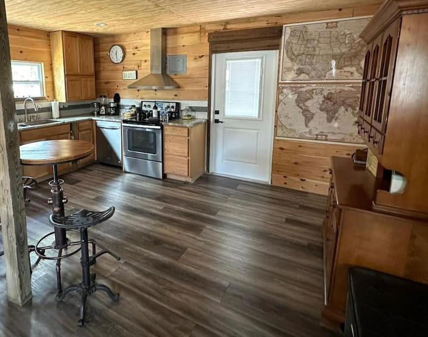 The Little Barn You Are Looking For! Umatilla Luaran gambar